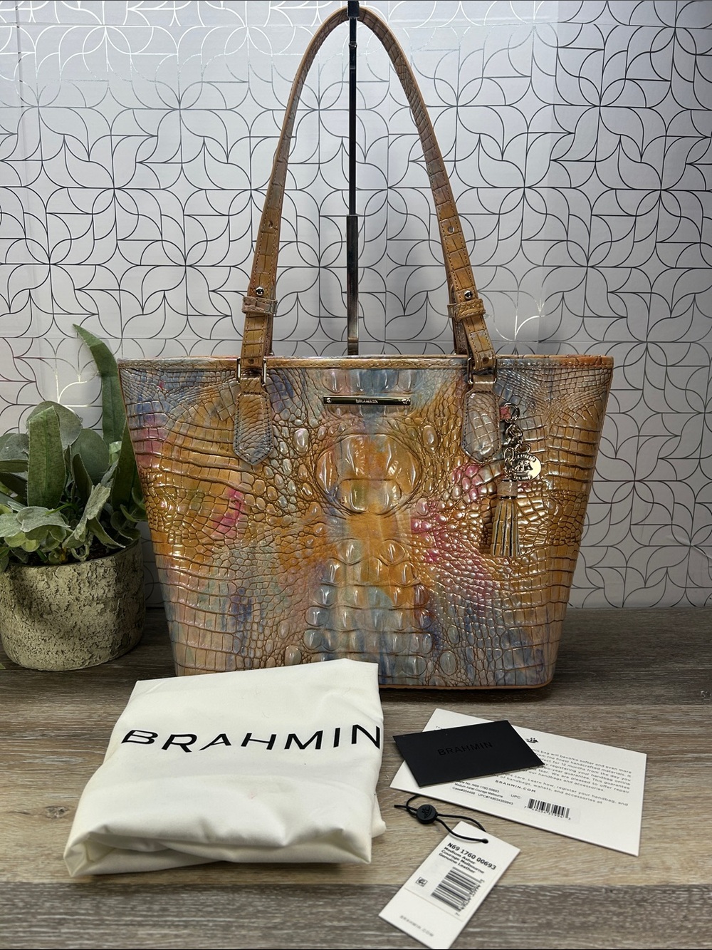 Brahmin Asher Courage Melbourne leather Tote Bag in Beige and Tan 21852777497